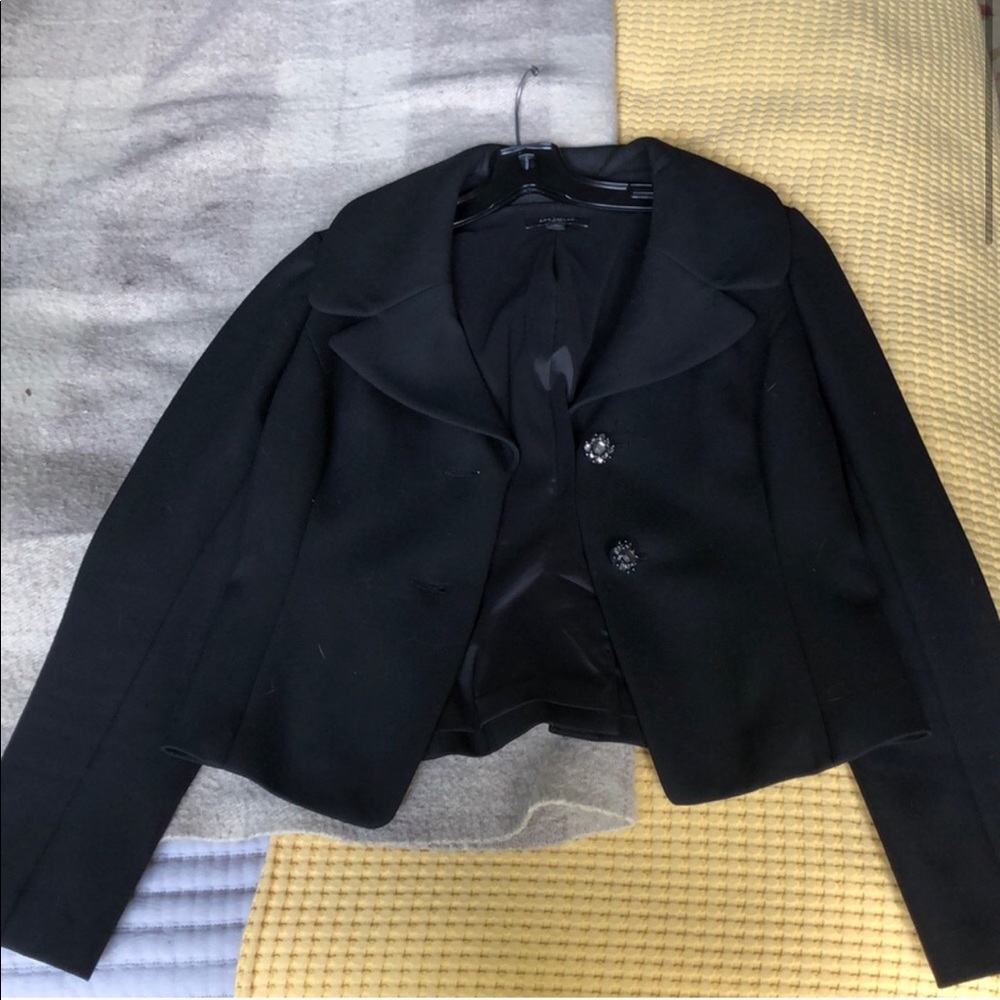 Classic Ann Taylor Black Blazer - Picture 7 of 7